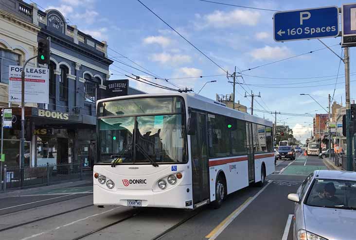 Donric Mercedes O405NH Volgren CR225L 68